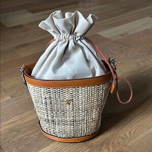 Pratesi Firenze// bucket straw bag